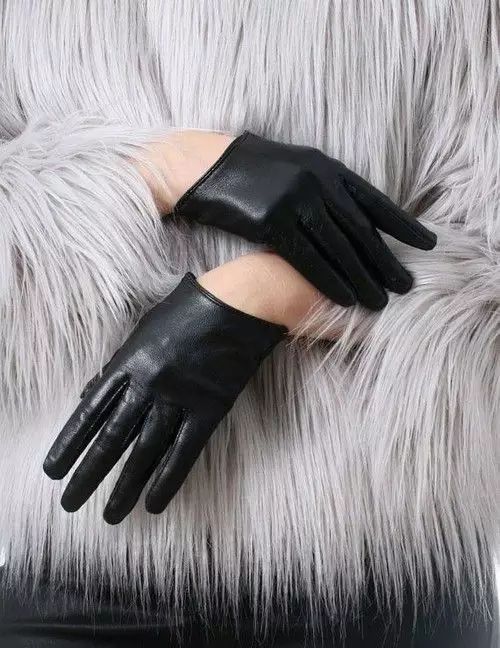 年底聚会有什么好看的手套推荐 聚会活动戴这几款时髦的手套最吸睛