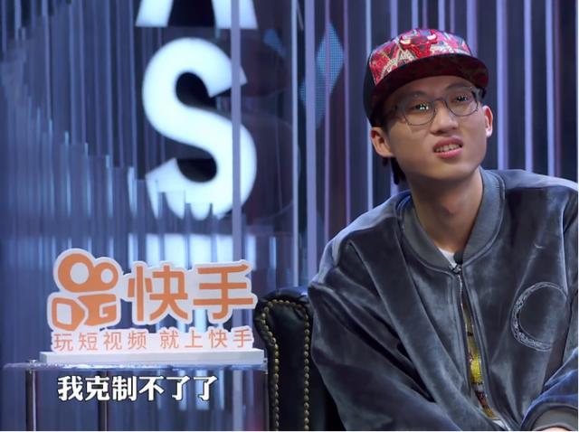 马景涛为“强吻刘嘉玲”道歉：我是为了综艺效果！喝多的锅不背！