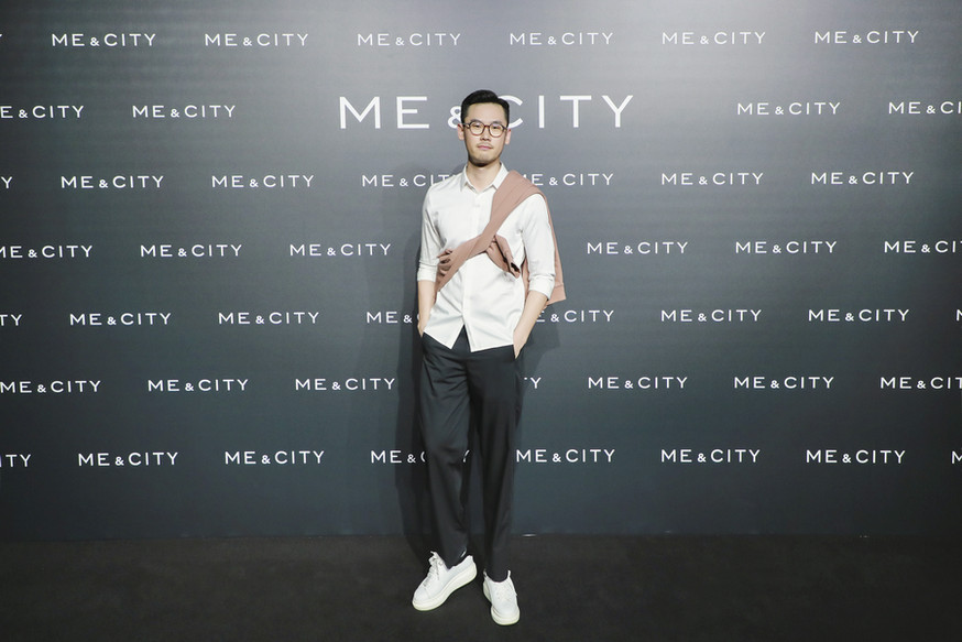 时尚博主Ethan身着Me&City 2018秋冬摩登生活系列新品