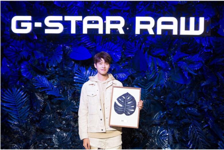 G-STAR RAW携手魏大勋揭幕“源力自然”环保主题艺术展