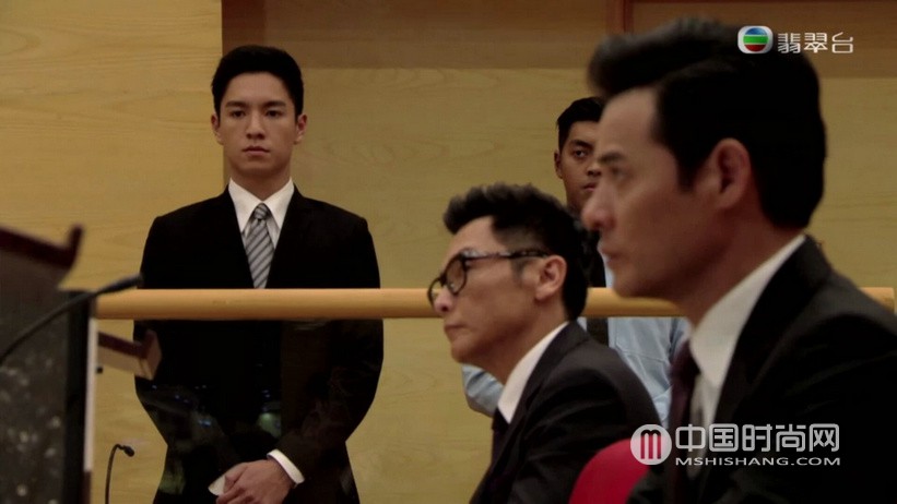 TVB台庆剧是咁的法官阁下第2集：大学冲突案爆出丑闻 黄瞳见客错漏百出