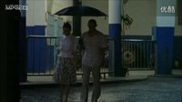 电影《最好的时光》经典镜头@侯孝贤 张震这是在给自己的妞打伞吗？