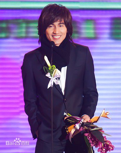 言承旭 韩国2011年亚洲模特儿颁奖典礼 2