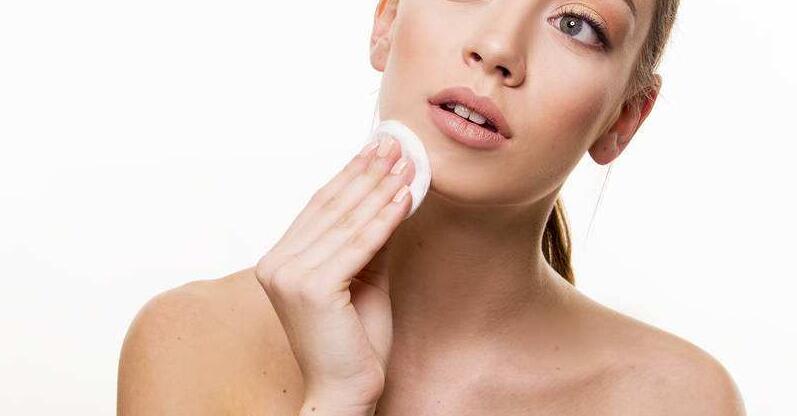 抹了素颜霜可以不用卸妆液卸妆吗 素颜霜功效作用正确用法 