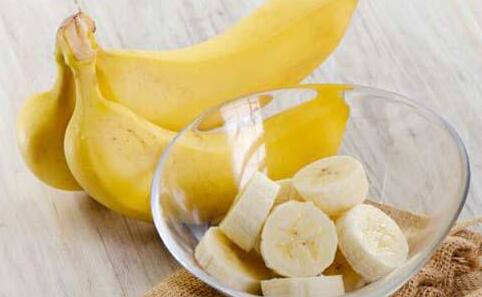香蕉和酸奶怎么吃减肥 香蕉酸奶减肥法你不能错过的夏天瘦身妙招 