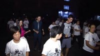 《美人制造》主创上海跳起广场舞