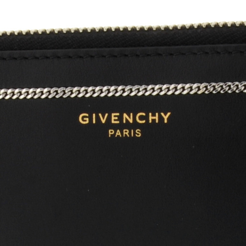 Givenchy/纪梵希 男士黑色真皮金属装饰手拿包 BK06071495 001